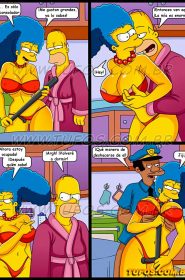 Simpsons xxx- Tomando la polla del policia0009